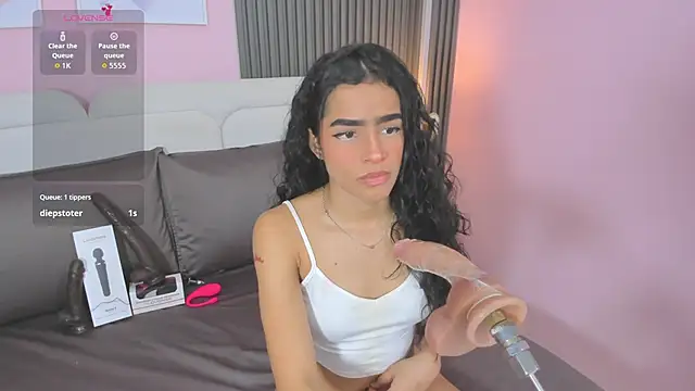 honey sofii  online show from November 5, 12:32 pm