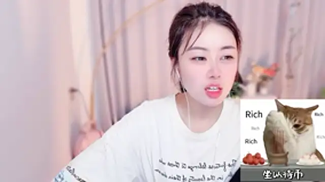 CC-777888 online show from July 18, 1:24 pm