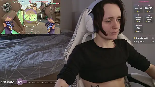 Luna Loveee online show from March 21, 8:19 am