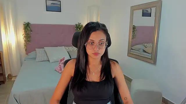 Lucia Brown  online show from July 31, 2:12 am