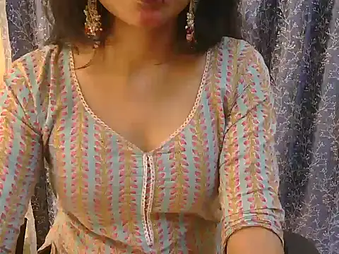 Cute Pihu01 online show from December 20, 6:23 pm