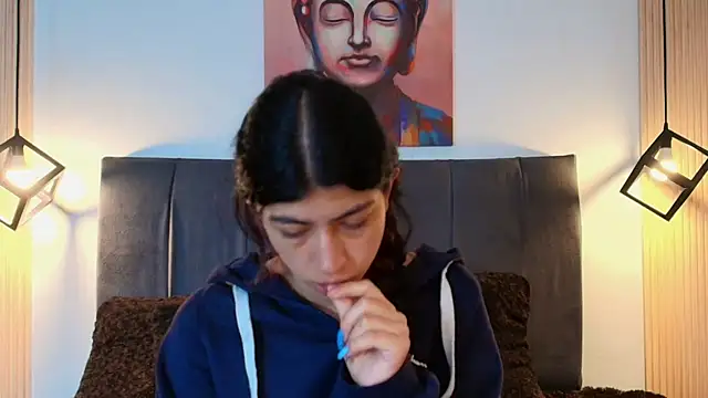 Cassie bloom online show from November 12, 9:35 pm