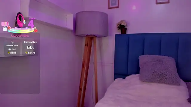 Anniie  Evans online show from December 16, 3:51 pm