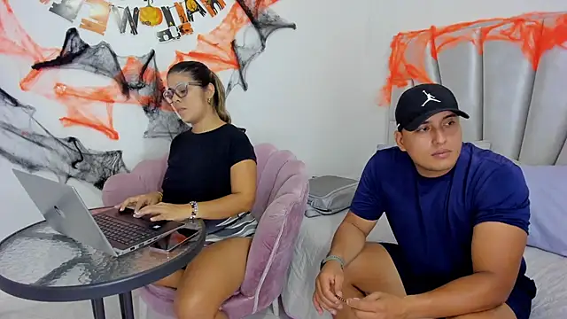 Couple fantasies69 online show from October 24, 12:06 am