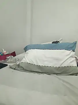 TattyHarrisquirtt online show from April 13, 2:18 pm