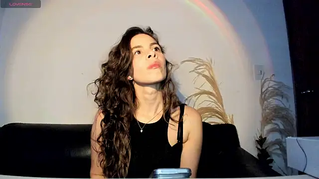 jessyegoldenn online show from June 18, 12:56 am