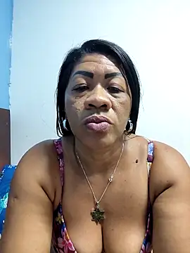 Snapshot of Tocameamor chatting on September 17, 12:41 am Tocameamor online show from September 17, 12:41 am