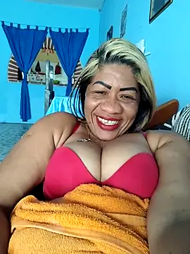 Tocameamor online show from February 7, 1:48 pm