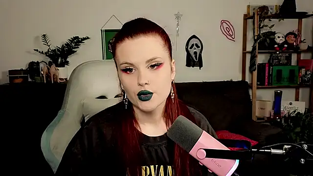 Della Ideal online show from December 21, 6:12 pm