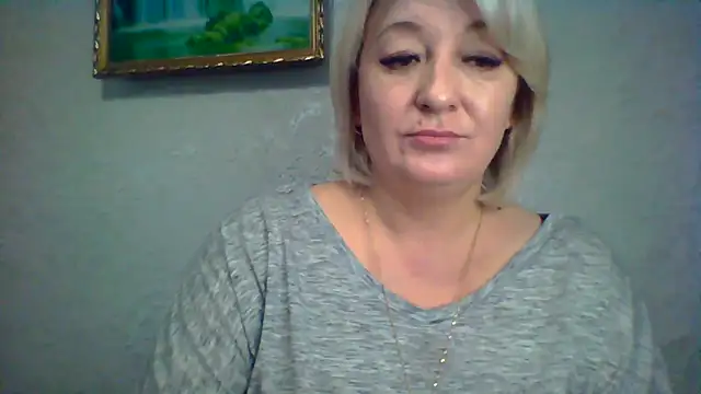 ArielXLoveresss online show from October 28, 7:03 am