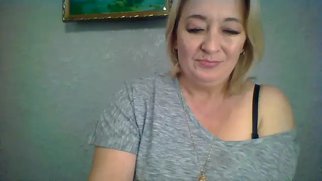 ArielXLoveresss online show from October 5, 10:42 am