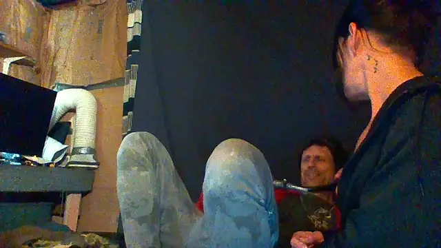 SillyRabbitz online show from January 18, 5:48 am