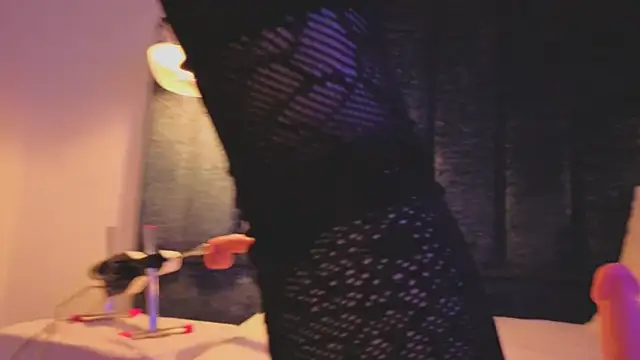 Ariannaa Suarez1 online show from April 4, 8:07 pm