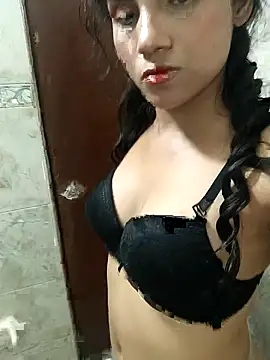 Snapshot of Laurabutt chatting on September 24, 3:38 am Laurabutt online show from September 24, 3:38 am