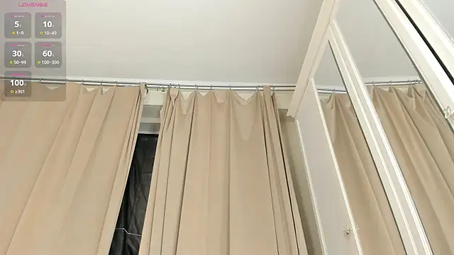 Zirael swan online show from February 25, 3:38 am