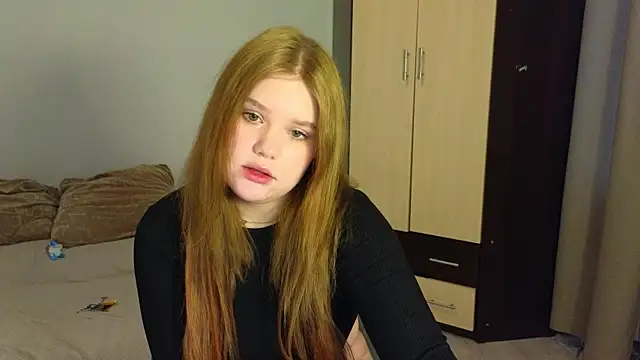 LaseyMoon online show from February 5, 2:14 am