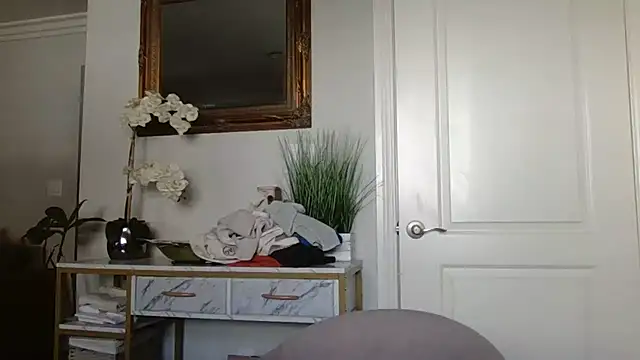 princesskimamii online show from October 5, 4:56 pm