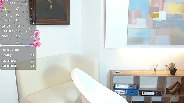 Snapshot of anahi_macys chatting on October 17, 12:41 pm anahi macys online show from October 17, 12:41 pm
