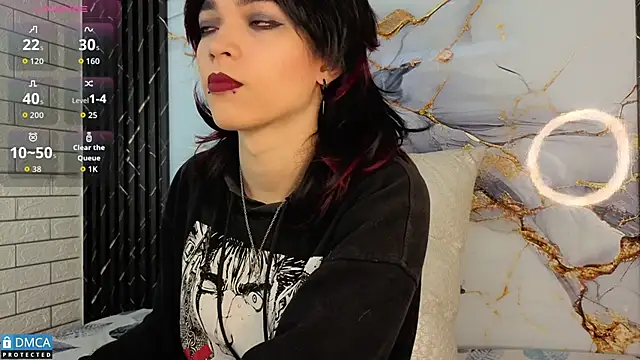 MaeveKuro online show from November 5, 3:45 am