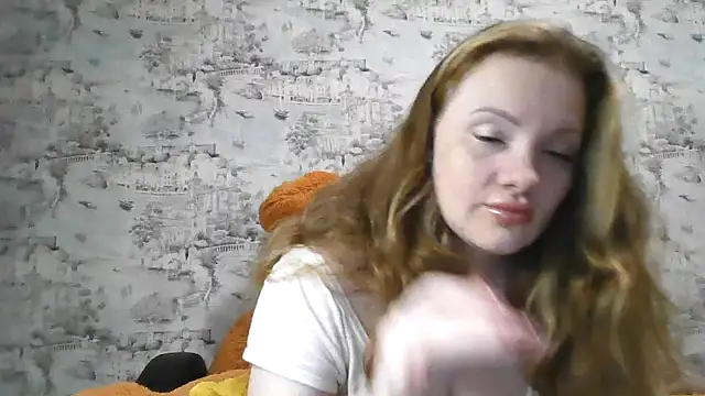 Eveline May online show from December 22, 4:54 pm