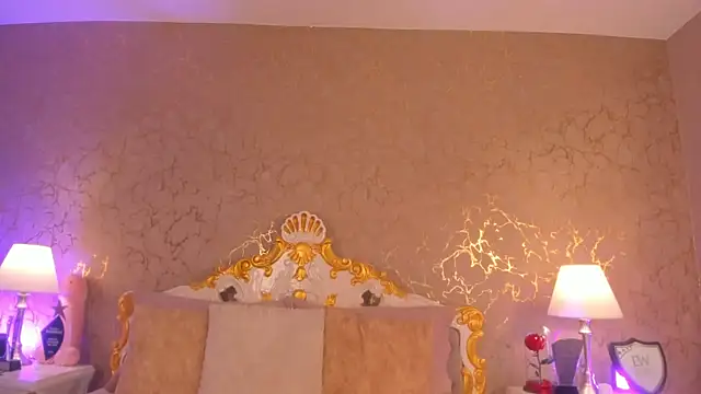 ScarlettWallace online show from April 16, 3:55 pm