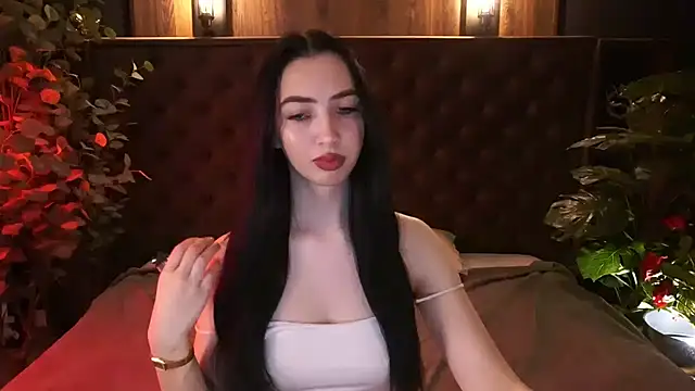 WildKittenX  online show from March 25, 7:00 am