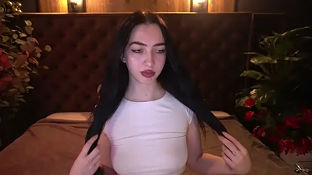 WildKittenX  online show from April 16, 5:41 am