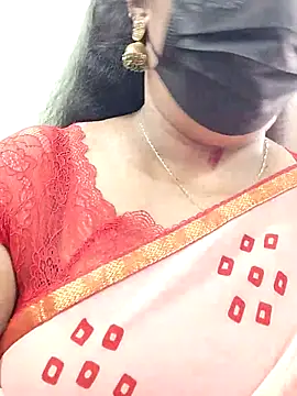 Snapshot of abinaya26 chatting on October 7, 7:13 am abinaya26 online show from October 7, 7:13 am