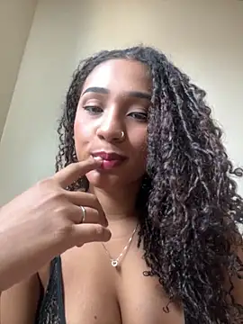 zarinha22 online show from October 9, 3:49 pm