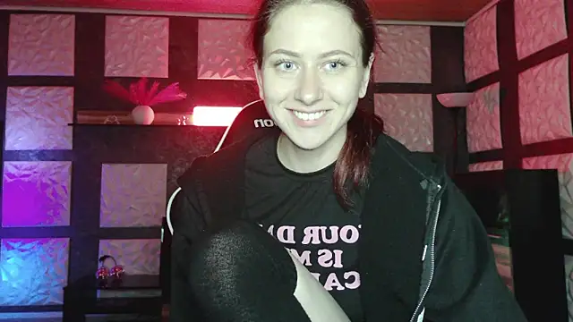 SweetSeraphine online show from October 4, 4:55 pm