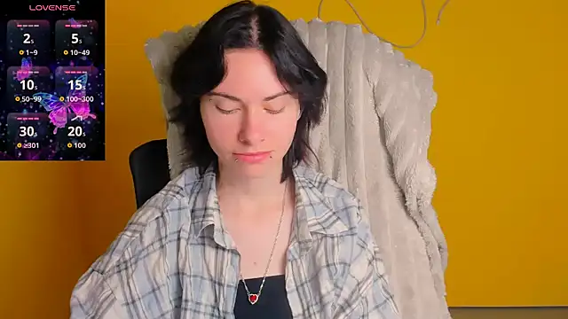 Fiona Night online show from May 6, 5:22 am