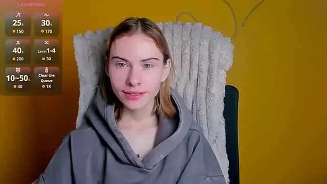 Fiona Night online show from February 22, 6:47 am