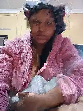 JuicyMilkyTizzy online show from June 24, 7:51 am