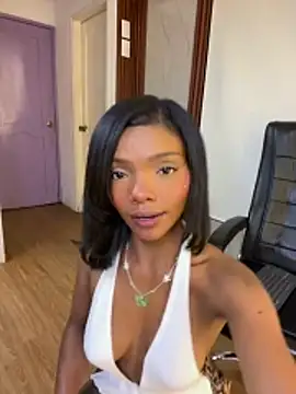 PinkyMoon online show from October 21, 7:12 am