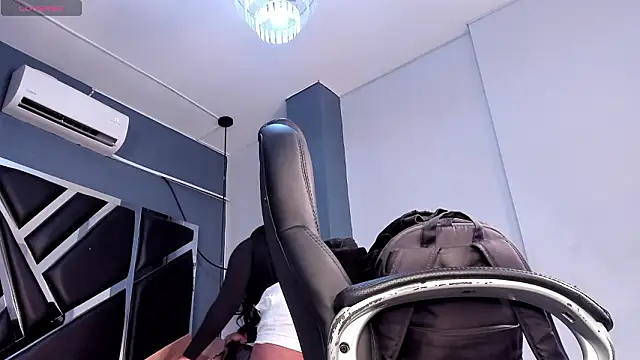 Melissa 23  online show from February 4, 11:57 am