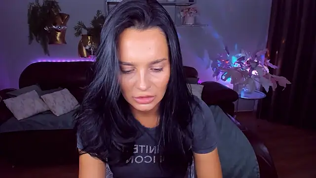DanaSincere online show from June 9, 4:01 am