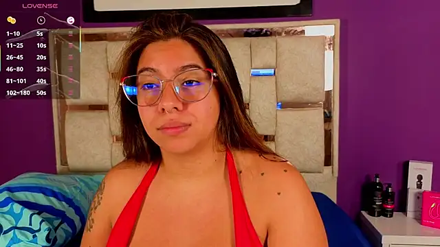 emilyy cooperr online show from March 28, 12:26 pm