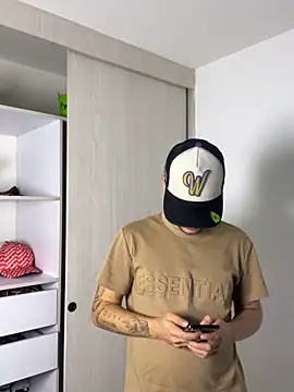 Miguel bigcock online show from January 5, 8:23 pm