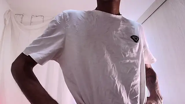 Miguel bigcock online show from December 18, 4:45 pm