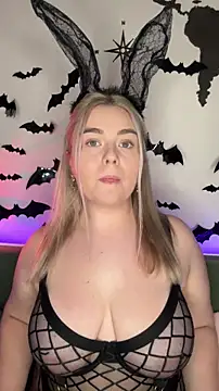 April Vancee online show from October 20, 1:25 pm