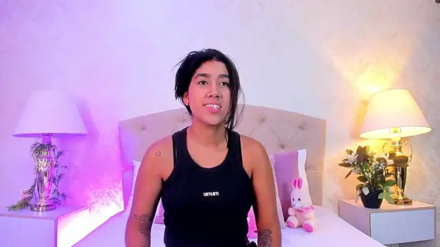 Mia Montess online show from June 18, 12:32 pm