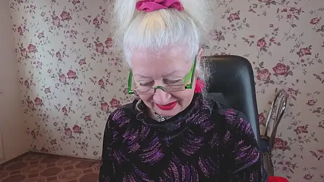 Maya Mayflower online show from October 13, 4:48 am