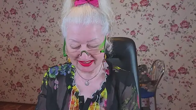 Maya Mayflower online show from April 4, 3:27 am