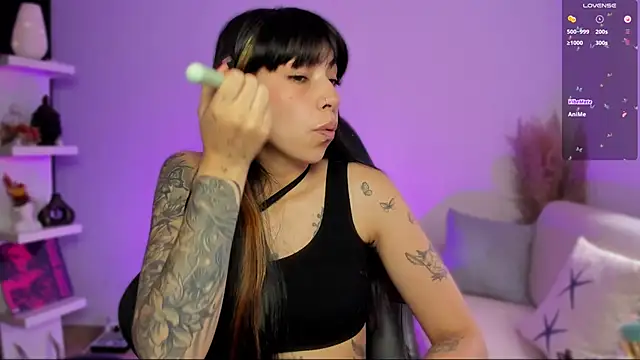 Saraa Desiree online show from December 22, 10:24 pm