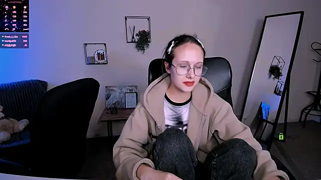 mona cloud online show from September 15, 1:58 am