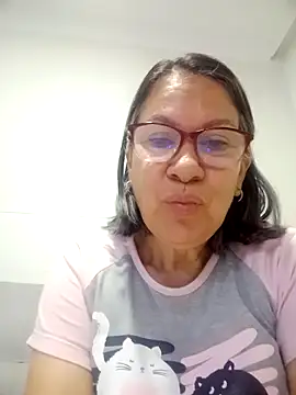 victoria wayne online show from April 3, 9:29 am