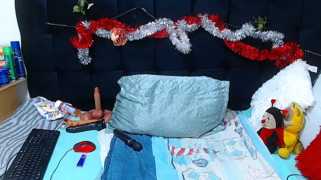 TaurusClitCake online show from November 29, 7:40 pm