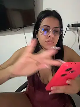 jheicylli online show from July 26, 2:47 pm