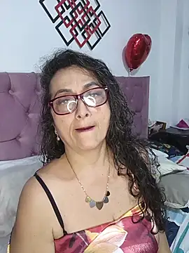 AlessandraLeroy online show from March 1, 7:46 pm