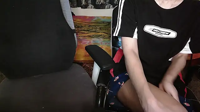 NaughtyThrouple007 online show from March 1, 3:06 am